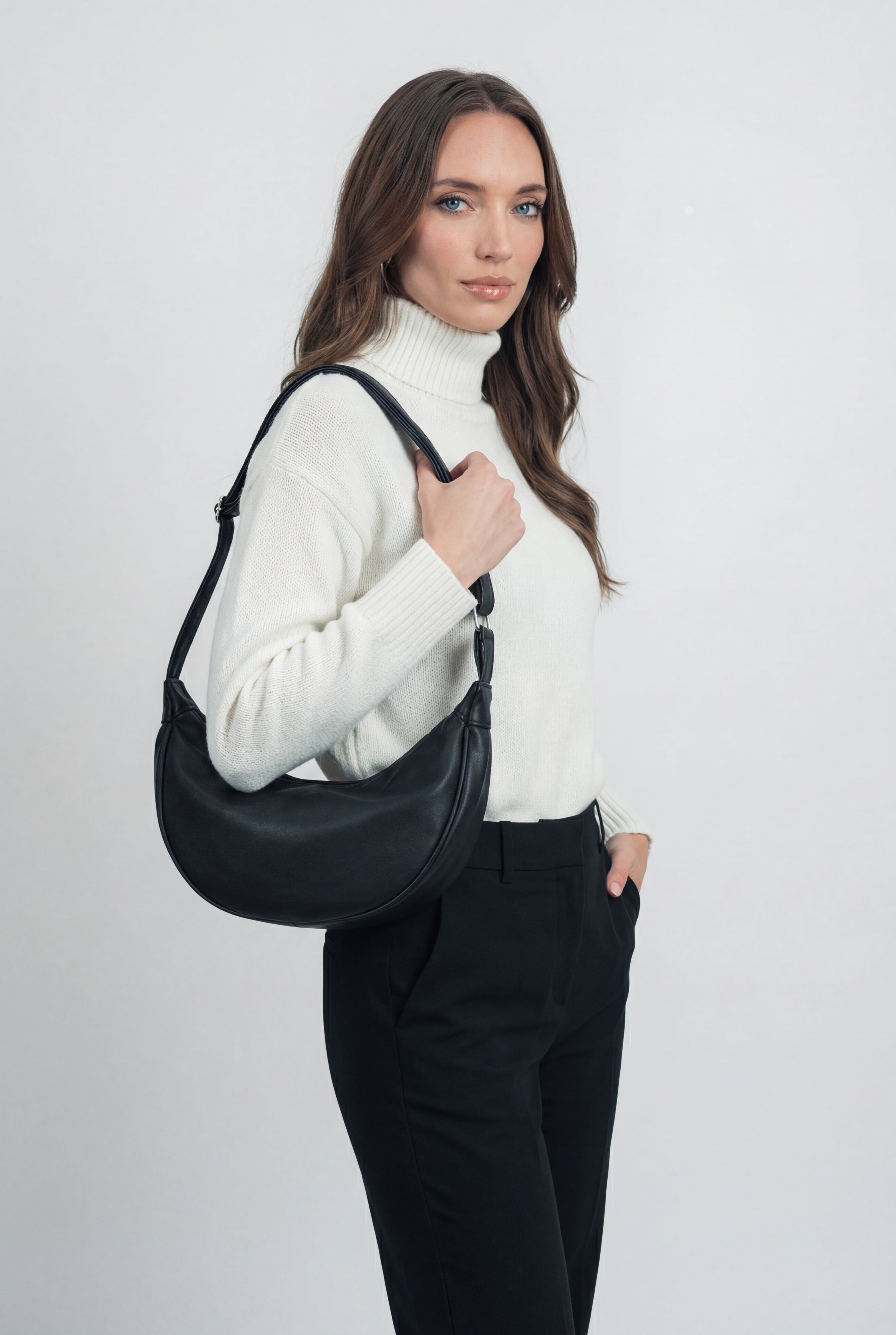 Victoria | Chic Adjustable Belt Handbag with Multiple Pockets - Lumina