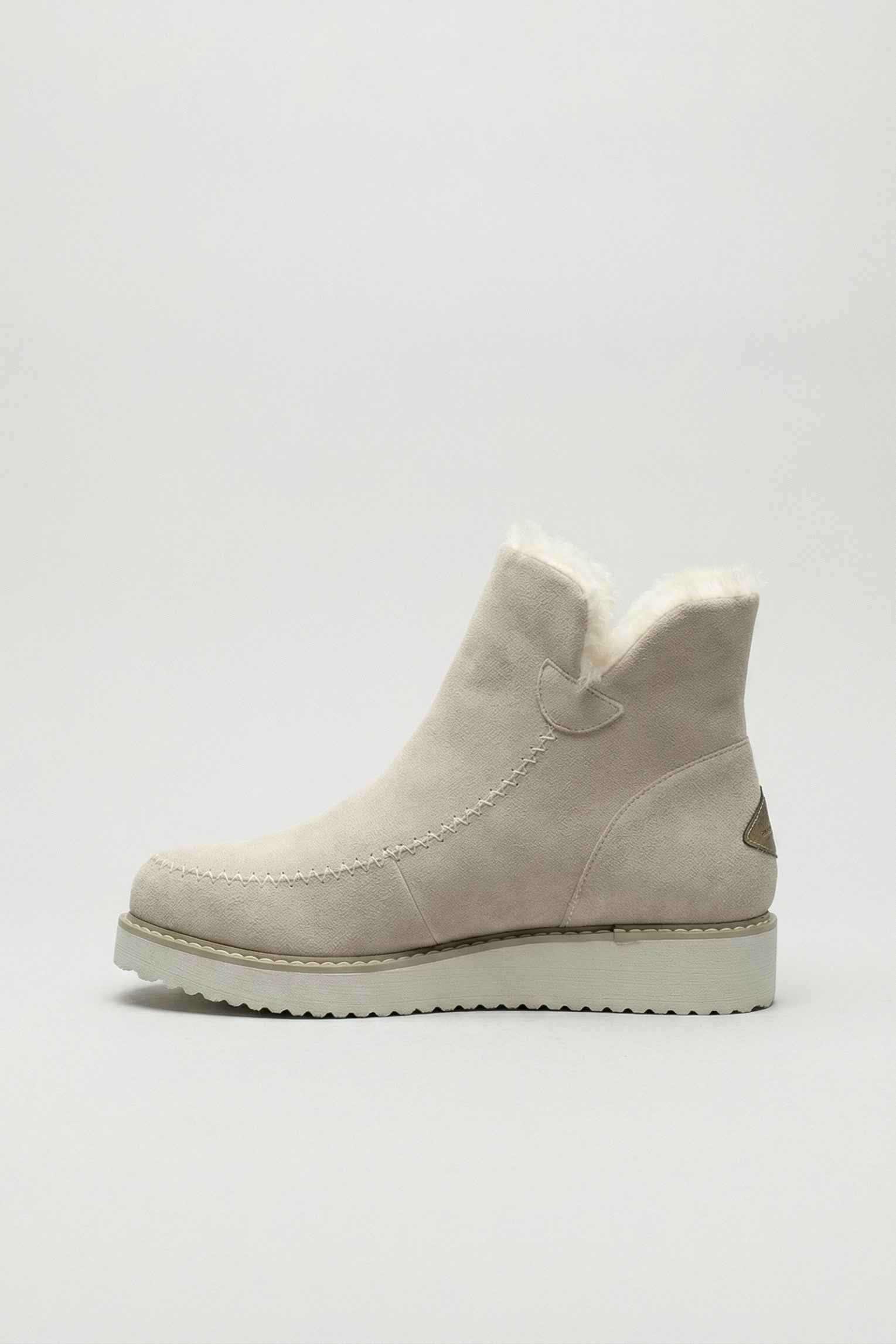 Victoria | Chic Beige Ankle Boots with Durable Sole - Lumina
