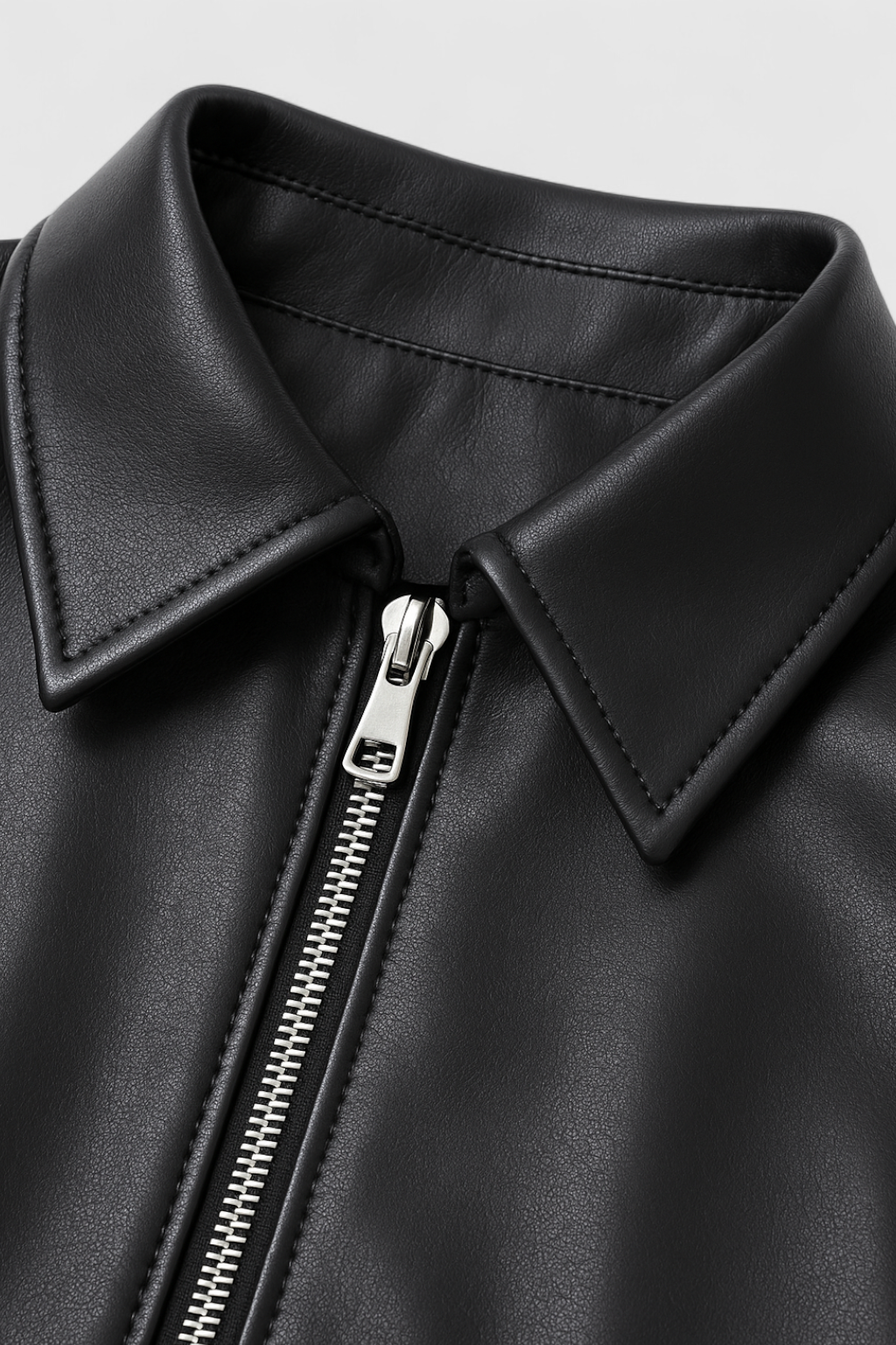 Victoria | Chic Black Leather Jacket with Retro Collar - Lumina