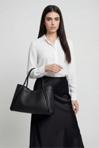 Victoria | Chic Black Tote Bag with Spacious Pockets - Lumina