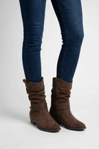 Victoria | Chic Dark Brown Suede Ankle Boots with Warm Lining - Lumina