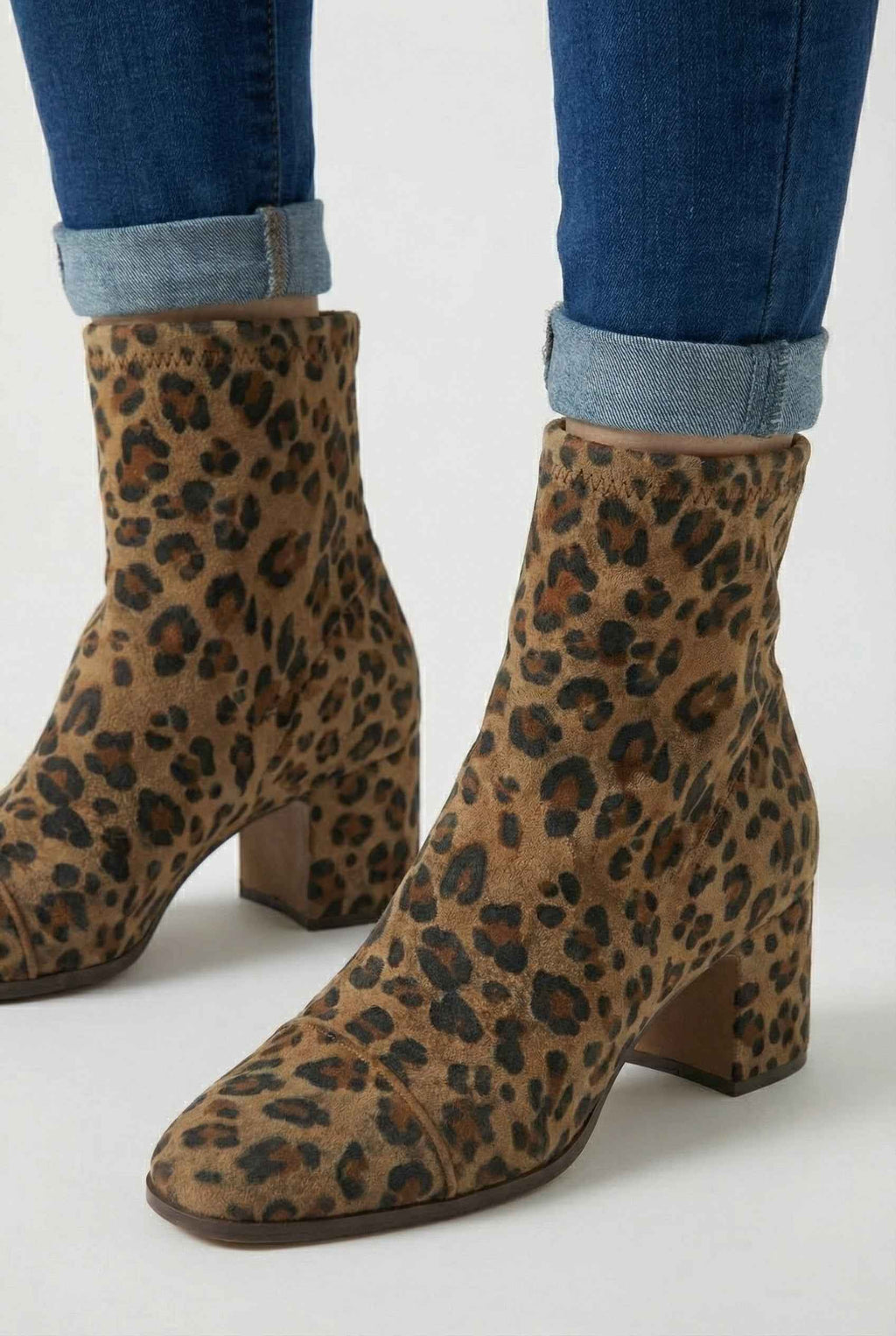 Victoria | Chic Leopard Print Ankle Boots with Retro Heel - Lumina