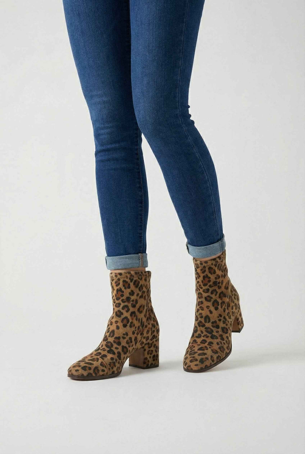 Victoria | Chic Leopard Print Ankle Boots with Retro Heel - Lumina