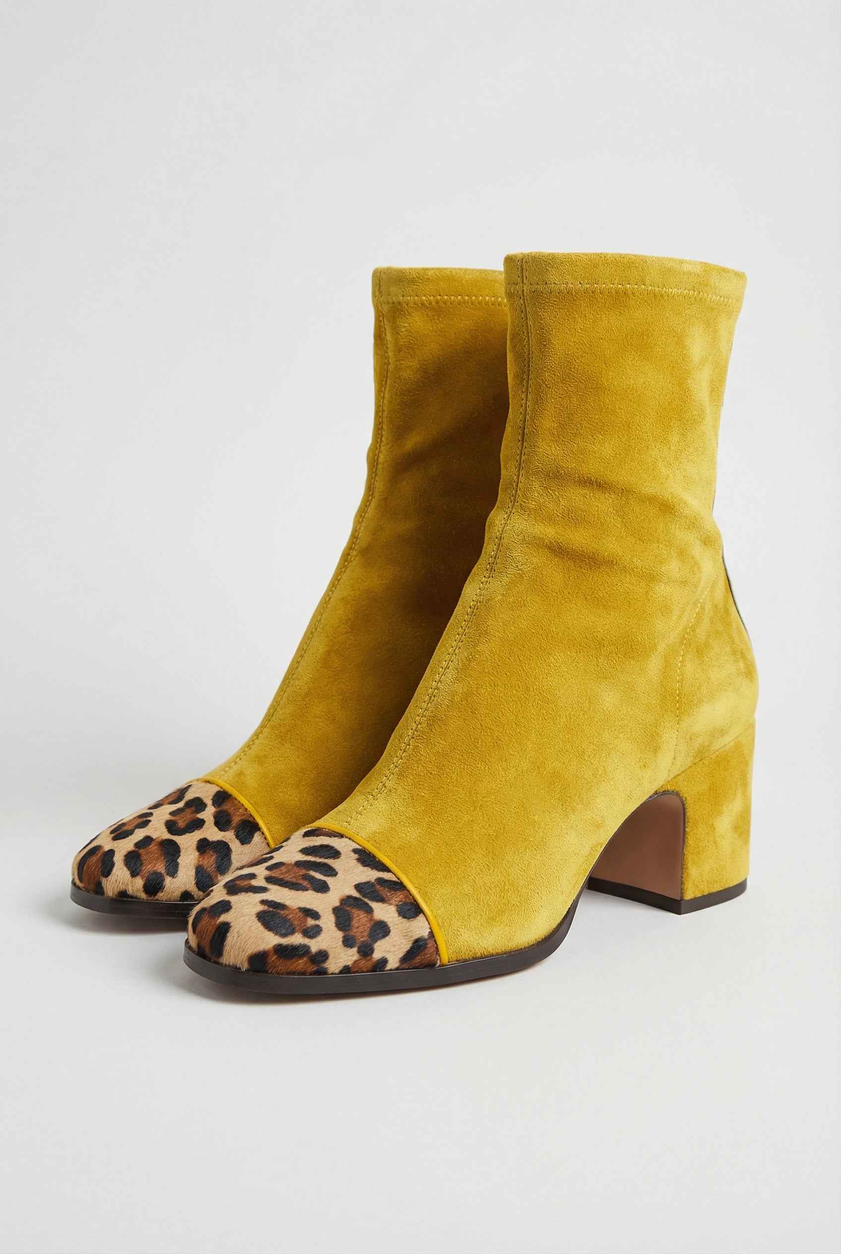 Victoria | Chic Yellow Mid Calf Boots for Women with Warm Lining - Lumina