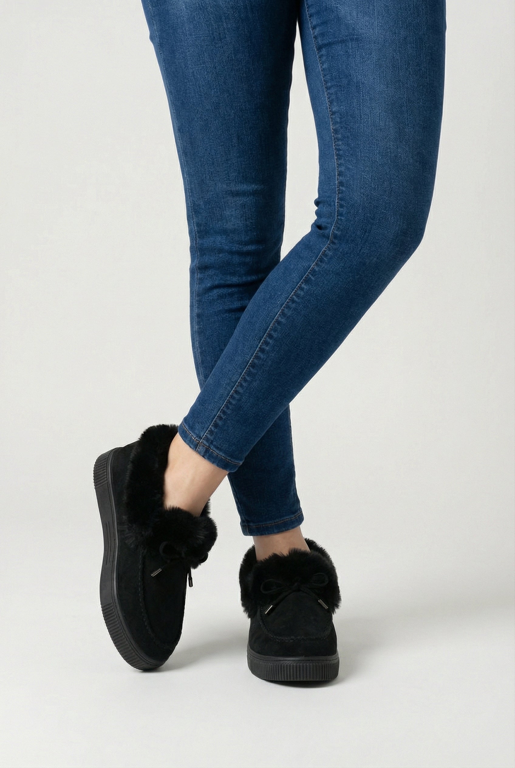 Victoria | Cozy Black Winter Boots with Warm Lining - Lumina