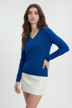 Victoria | Cozy Dark Blue V-Neck Sweater with Flattering Fit - Lumina