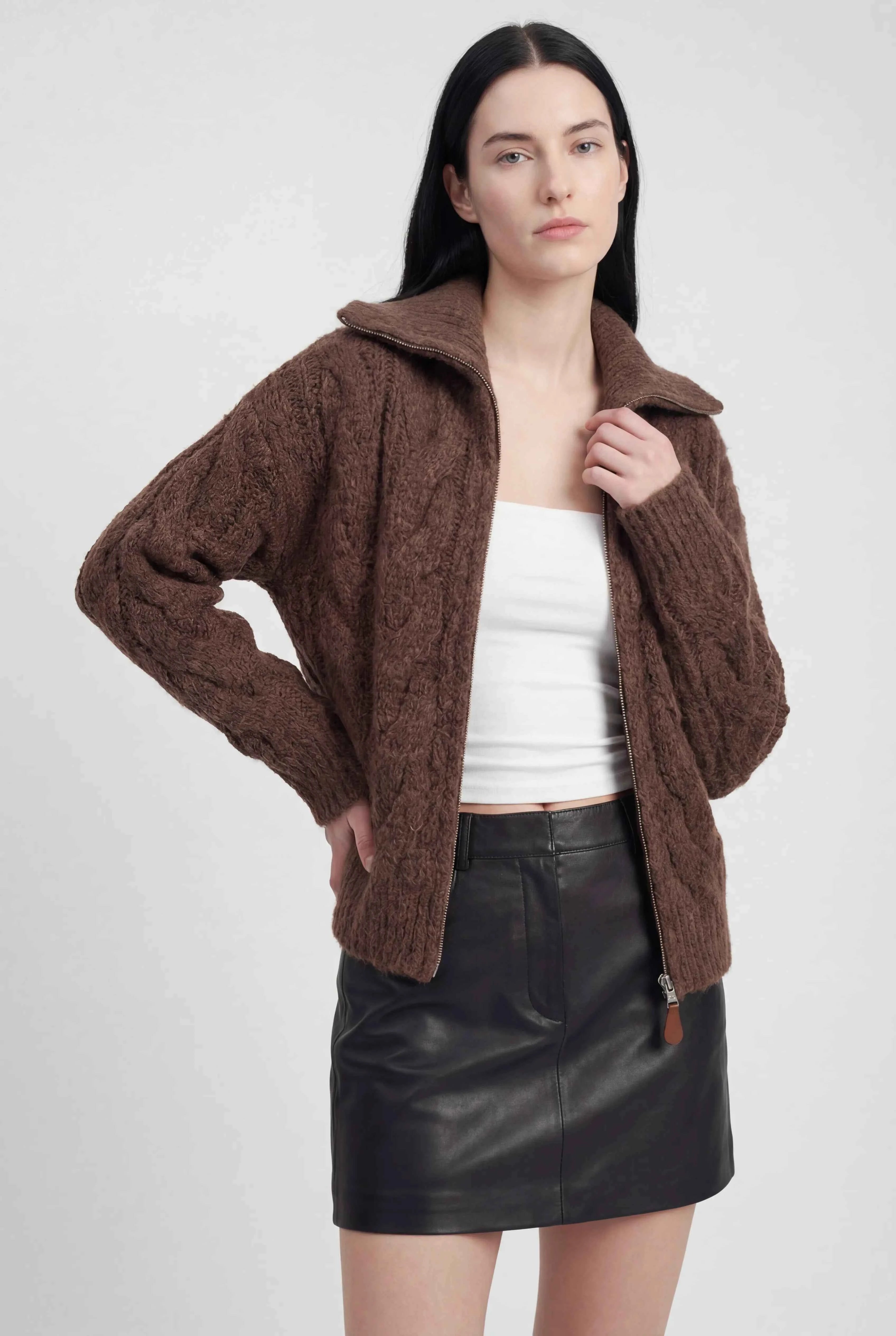 Victoria | Cozy Long Cardigan Sweater with Zipper Closure - Lumina