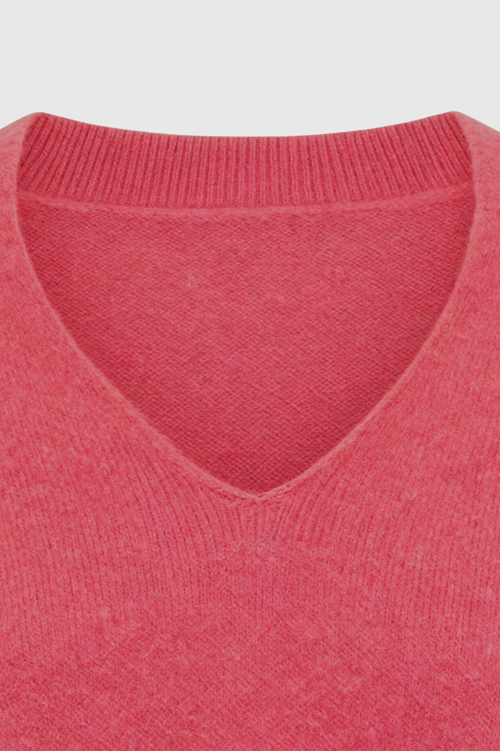 Victoria | Cozy Pink Red V-Neck Sweater with Flattering Fit - Lumina