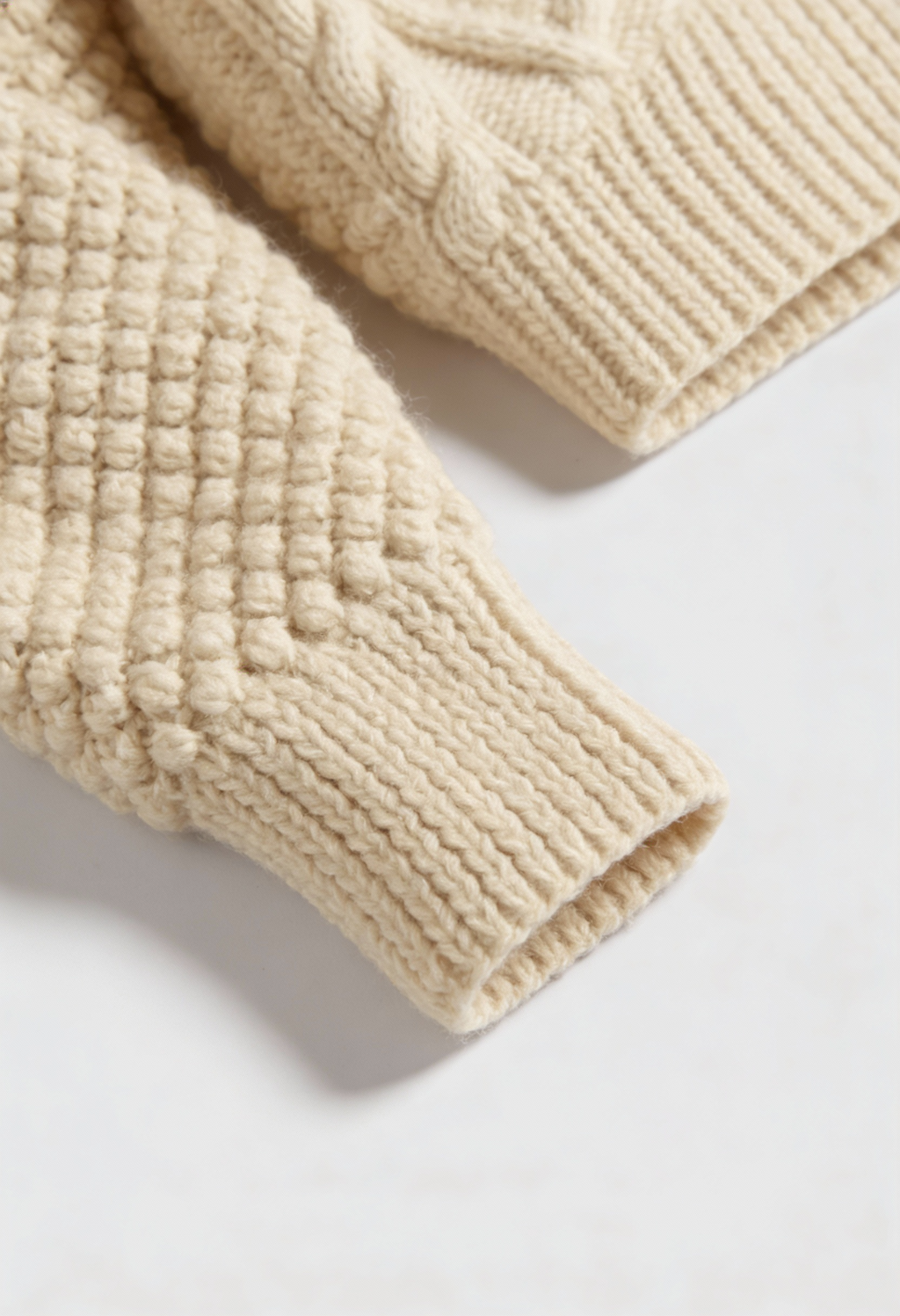 Victoria | Cozy White Knit Cardigan Sweater with Relaxed Fit - Lumina