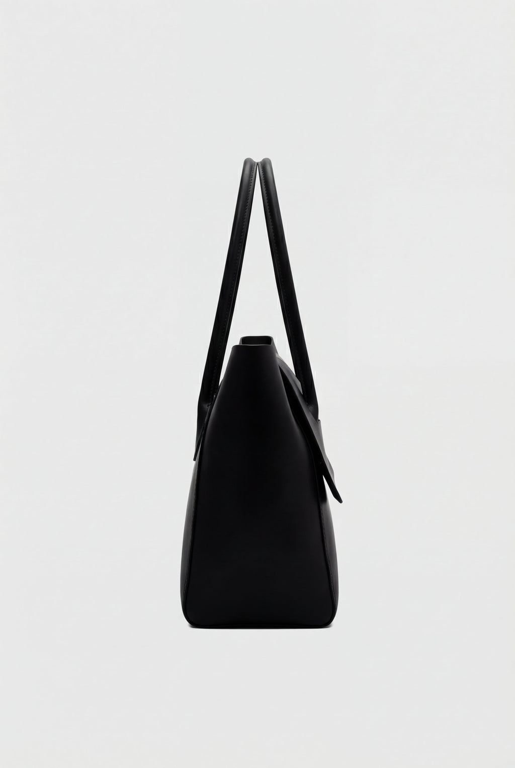 Victoria | Elegant Black Handbag with Adjustable Strap - Lumina