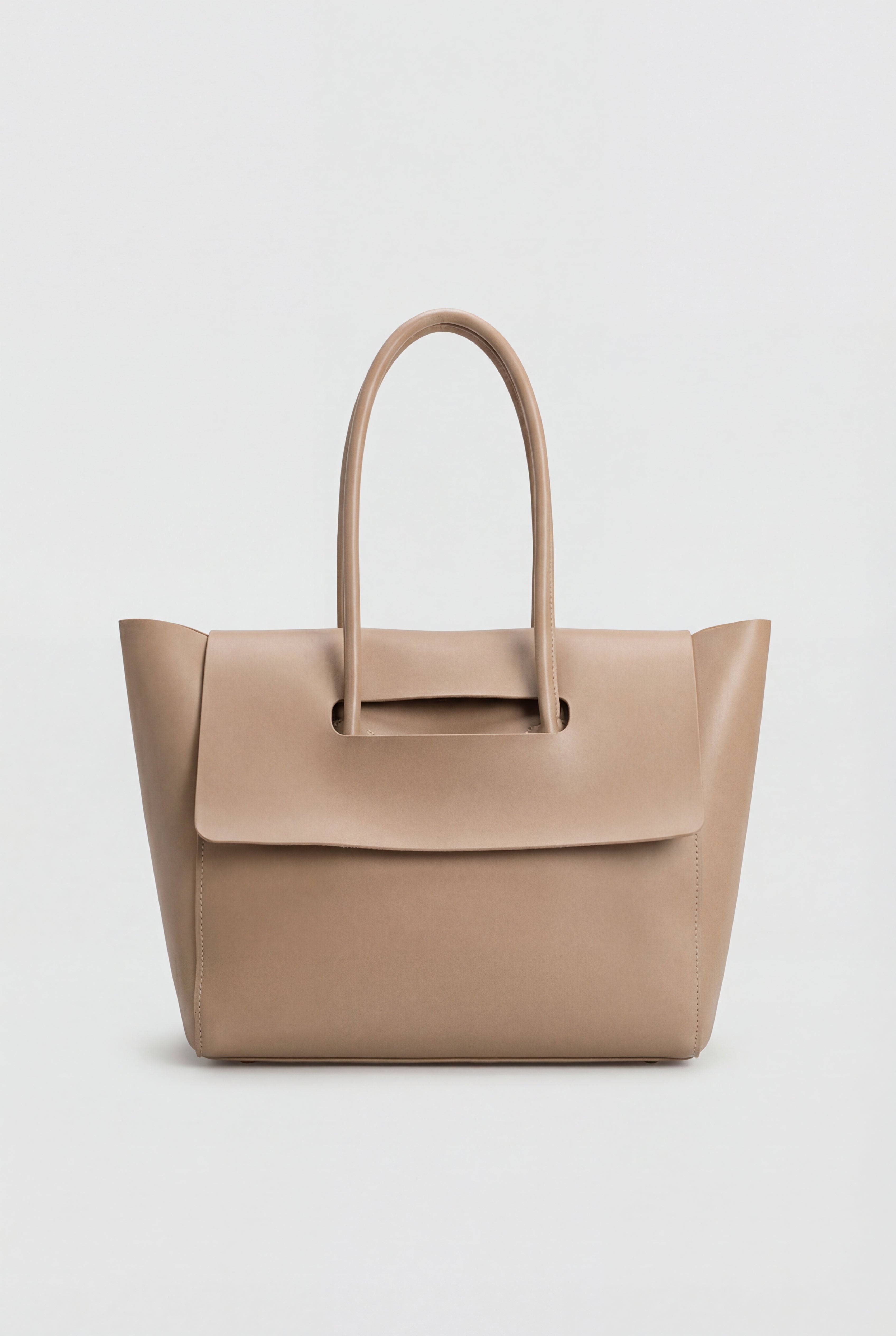 Victoria | Elegant Black Handbag with Adjustable Strap - Lumina