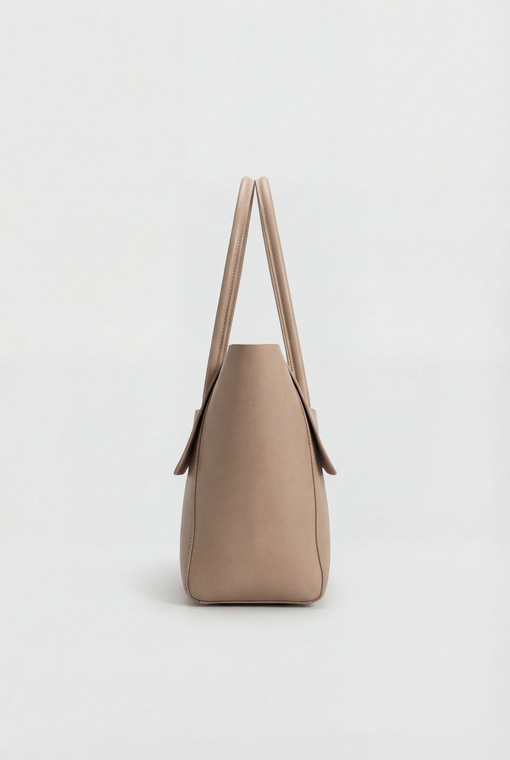 Victoria | Elegant Black Handbag with Adjustable Strap - Lumina