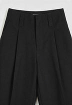Victoria | Elegant High-Waisted Black Trousers with Pleats - Lumina