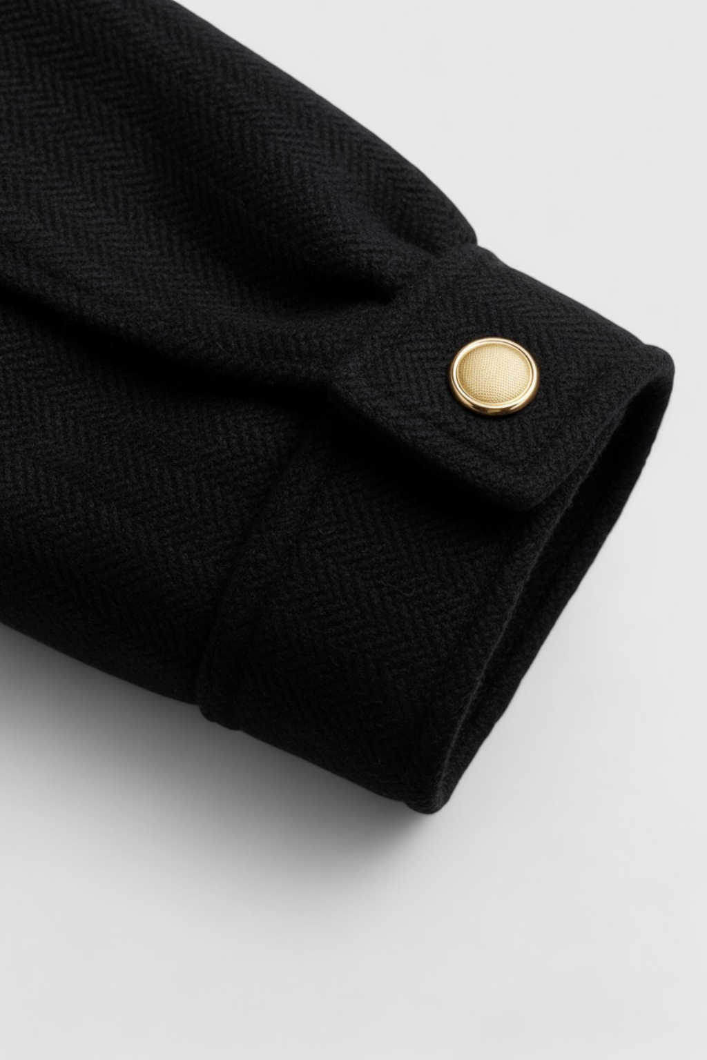 Victoria | Elegant Lightweight Black Windbreaker Jacket with Flattering Fit - Lumina