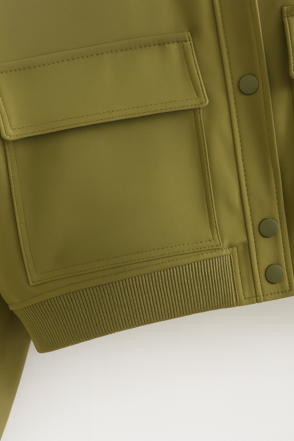 Victoria | Elegant Military Green Bomber Jacket with Comfortable Fit - Lumina