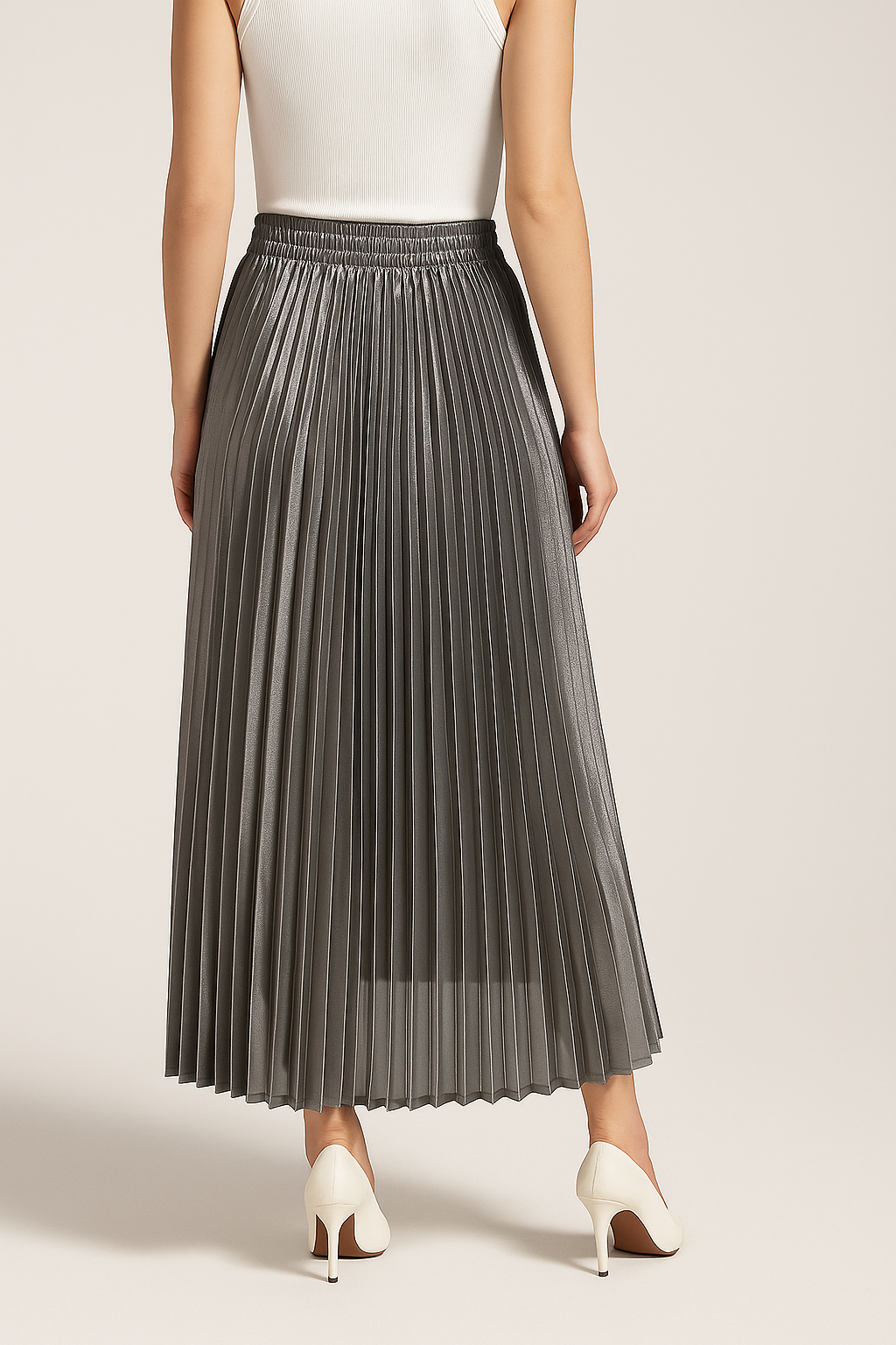 Victoria | Elegant Pleated Gold Maxi Skirt for Women - Lumina