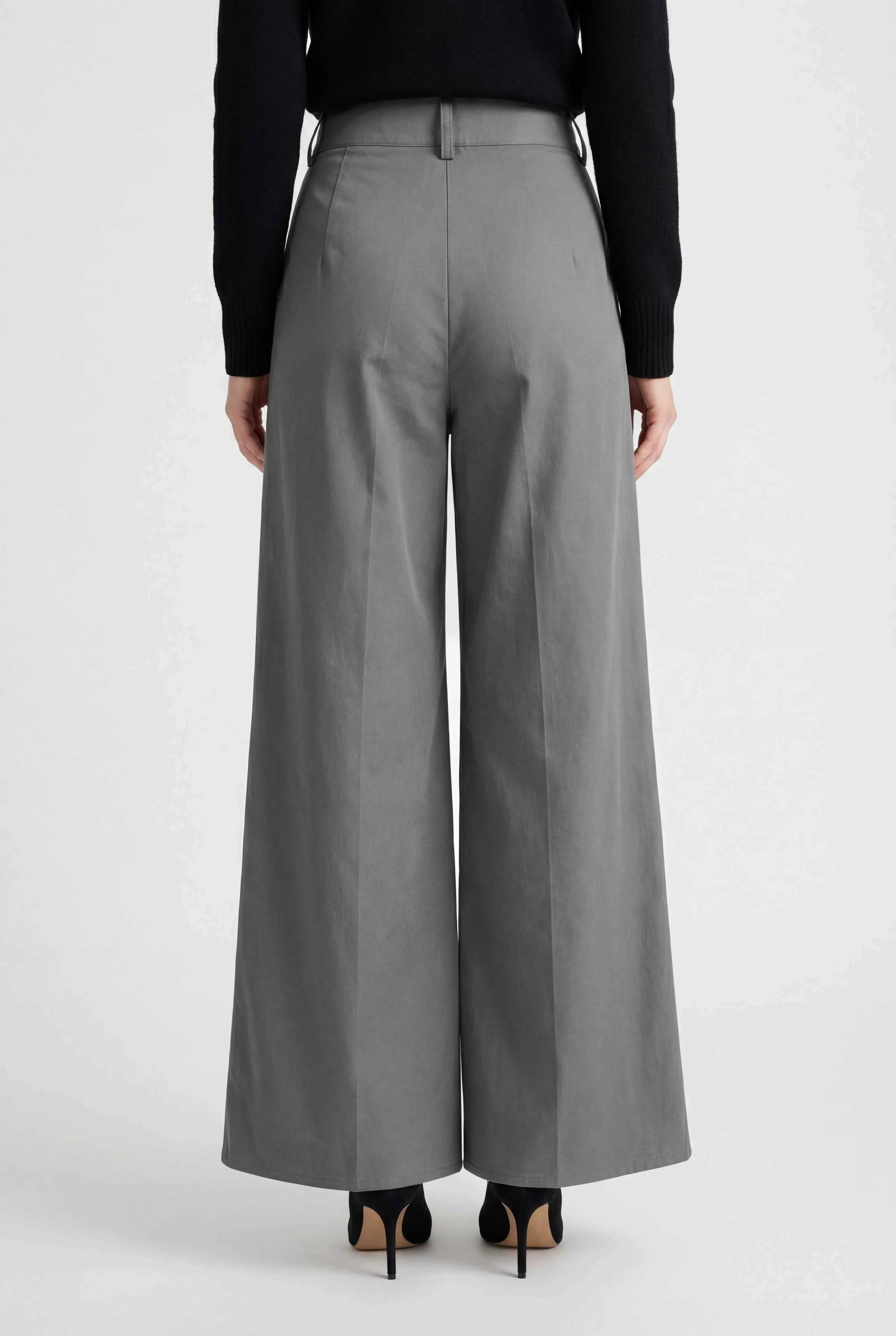 Victoria | Flowy High-Waist Palazzo Pants for Women in Gray - Lumina