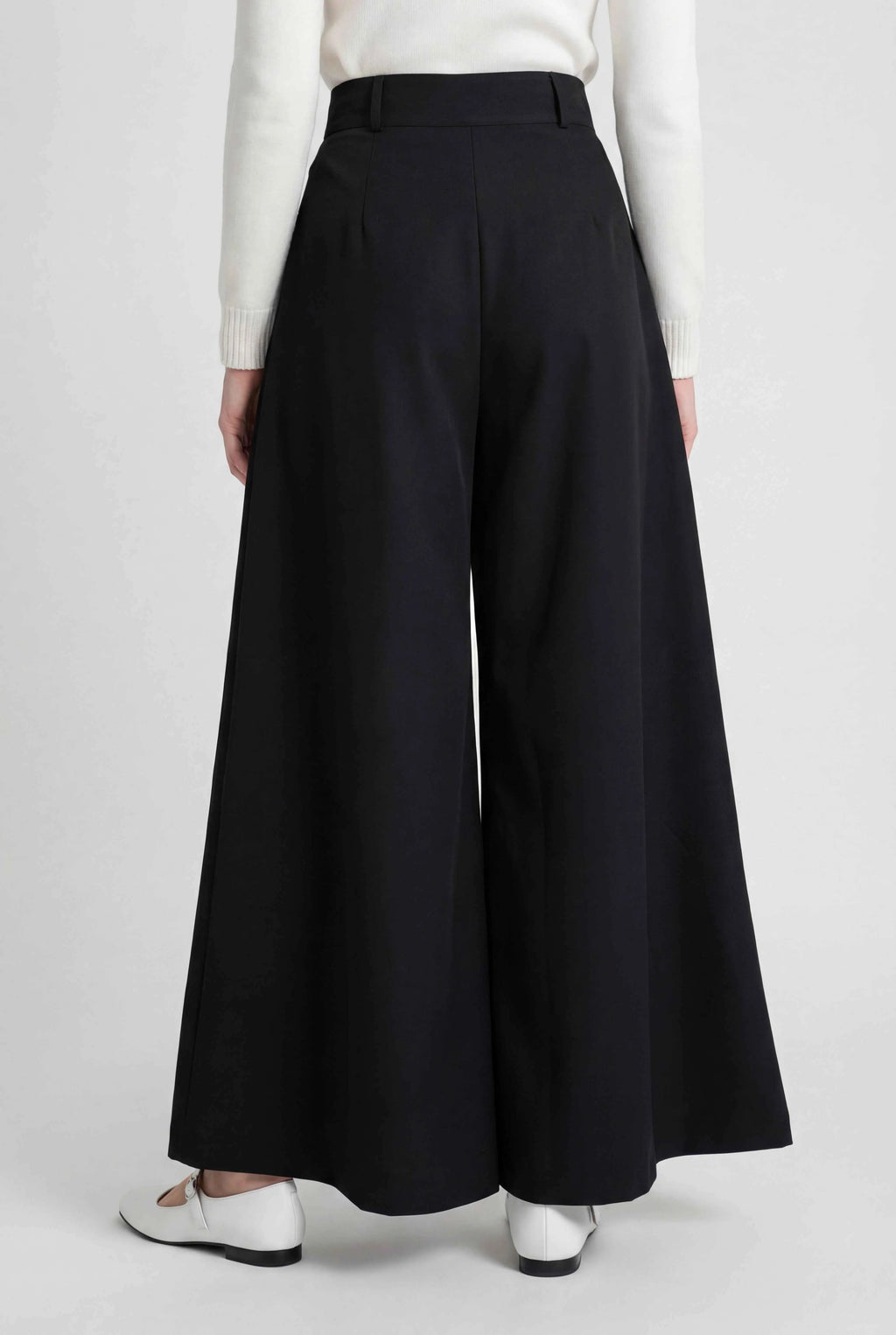 Victoria | High-Waisted Wide Leg Trousers with Elegant Fit - Lumina