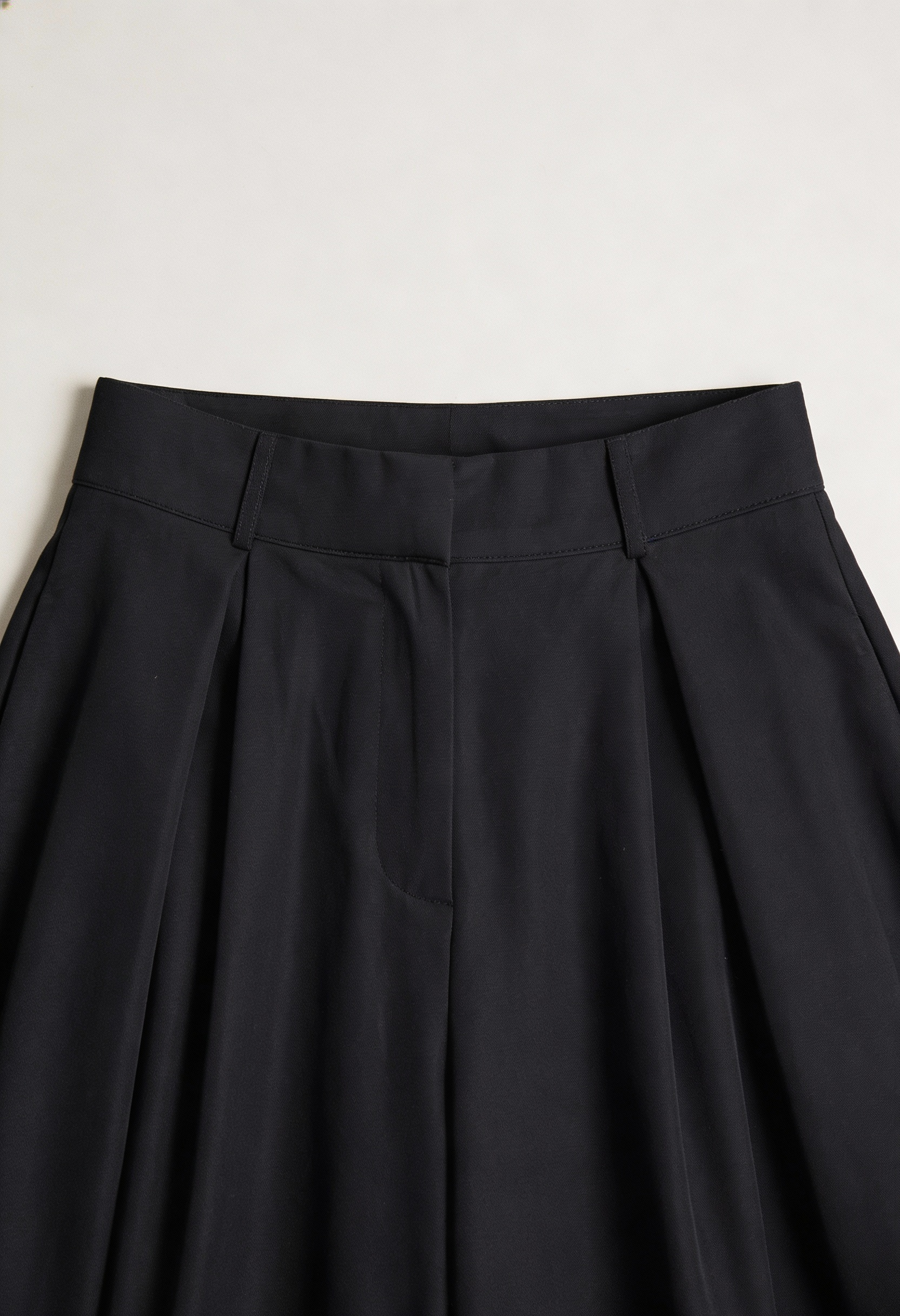 Victoria | High-Waisted Wide Leg Trousers with Elegant Fit - Lumina