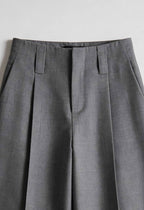 Victoria | Tailored Gray Pleated Trousers with Stretch Comfort - Lumina