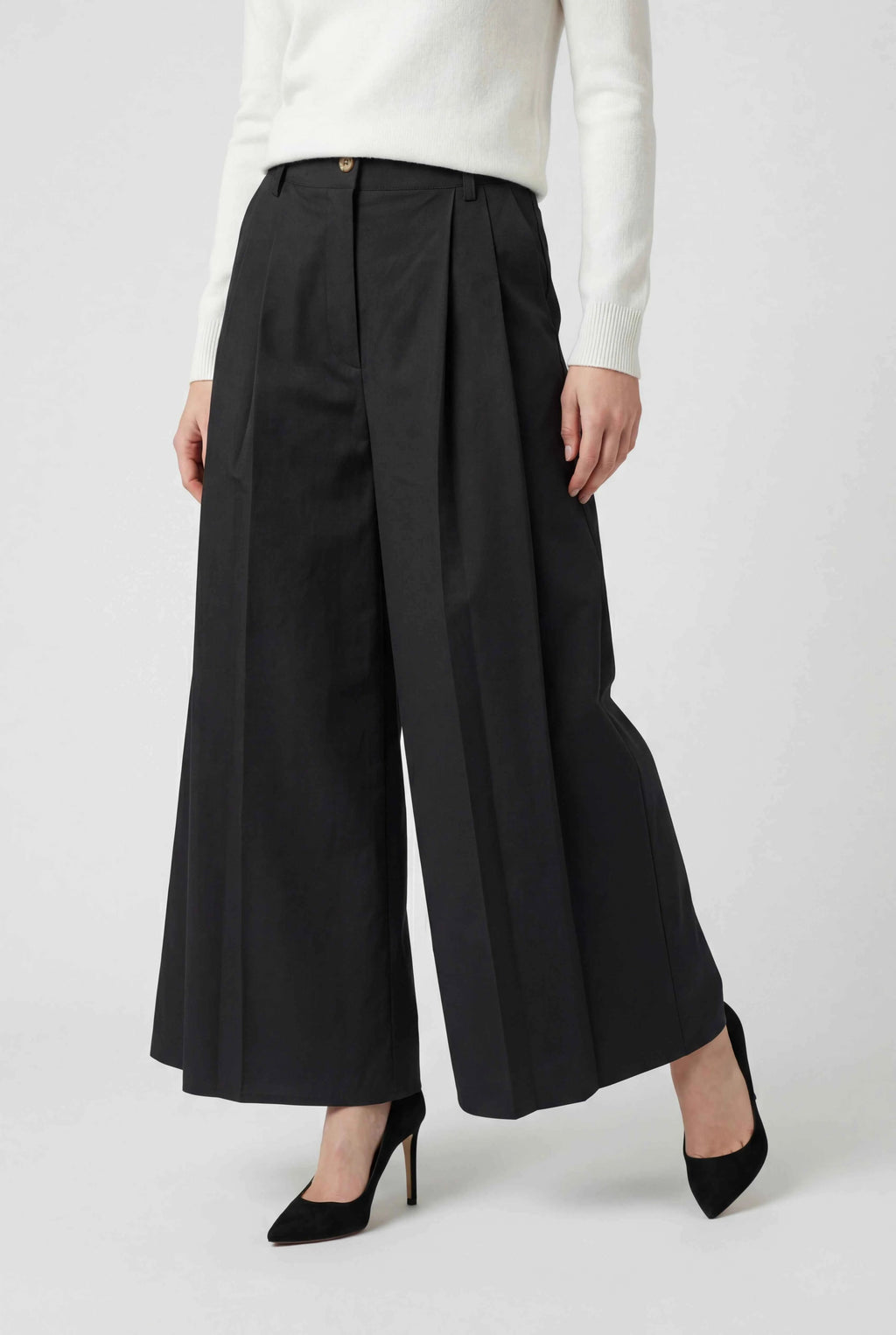 Victoria | Tailored High-Waisted Black Palazzo Pants for Women - Lumina