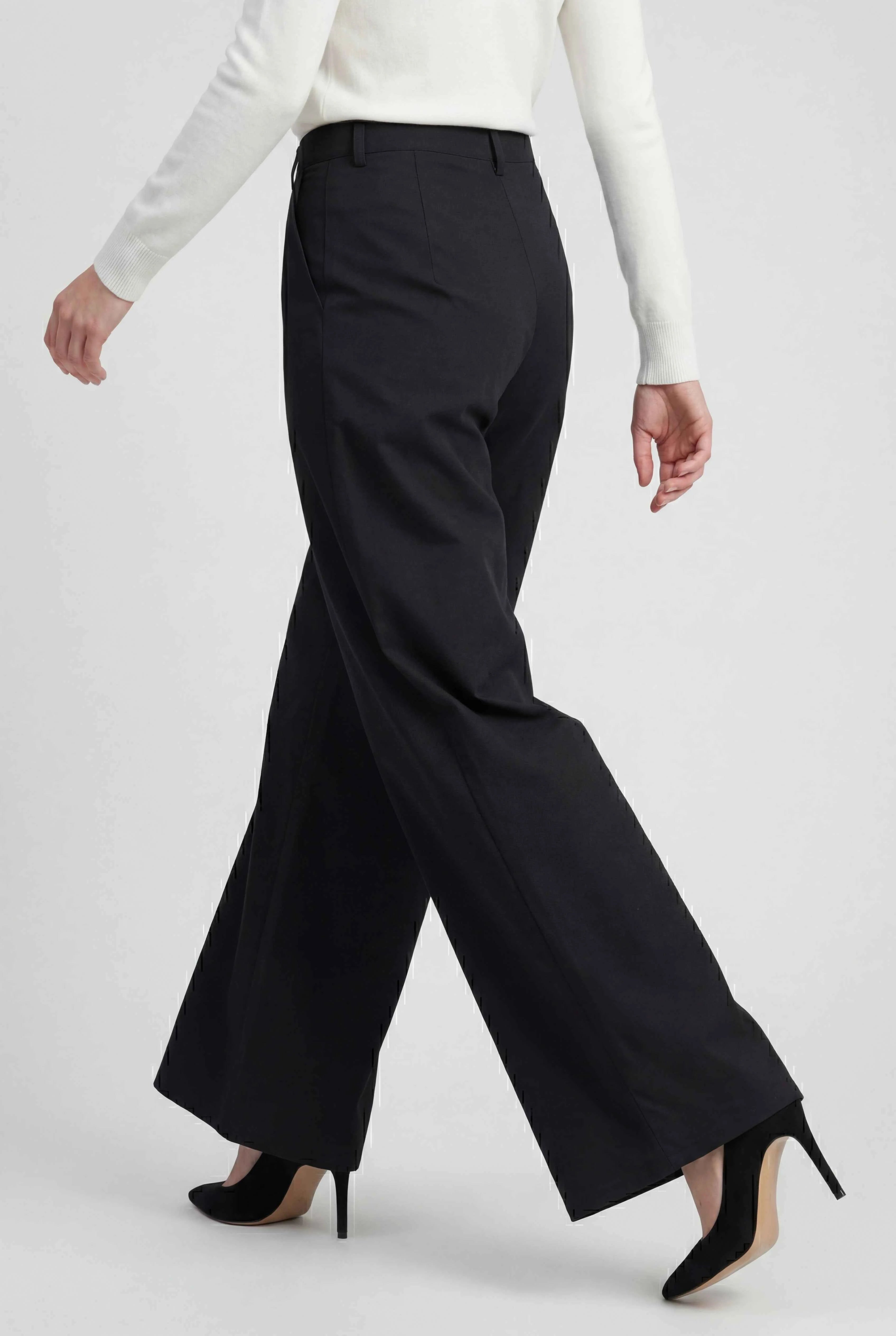 Victoria | Tailored High-Waisted Black Palazzo Pants for Women - Lumina