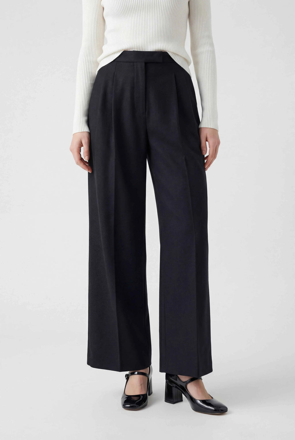 Victoria | Tailored High-Waisted Black Trousers with Comfort Fit - Lumina