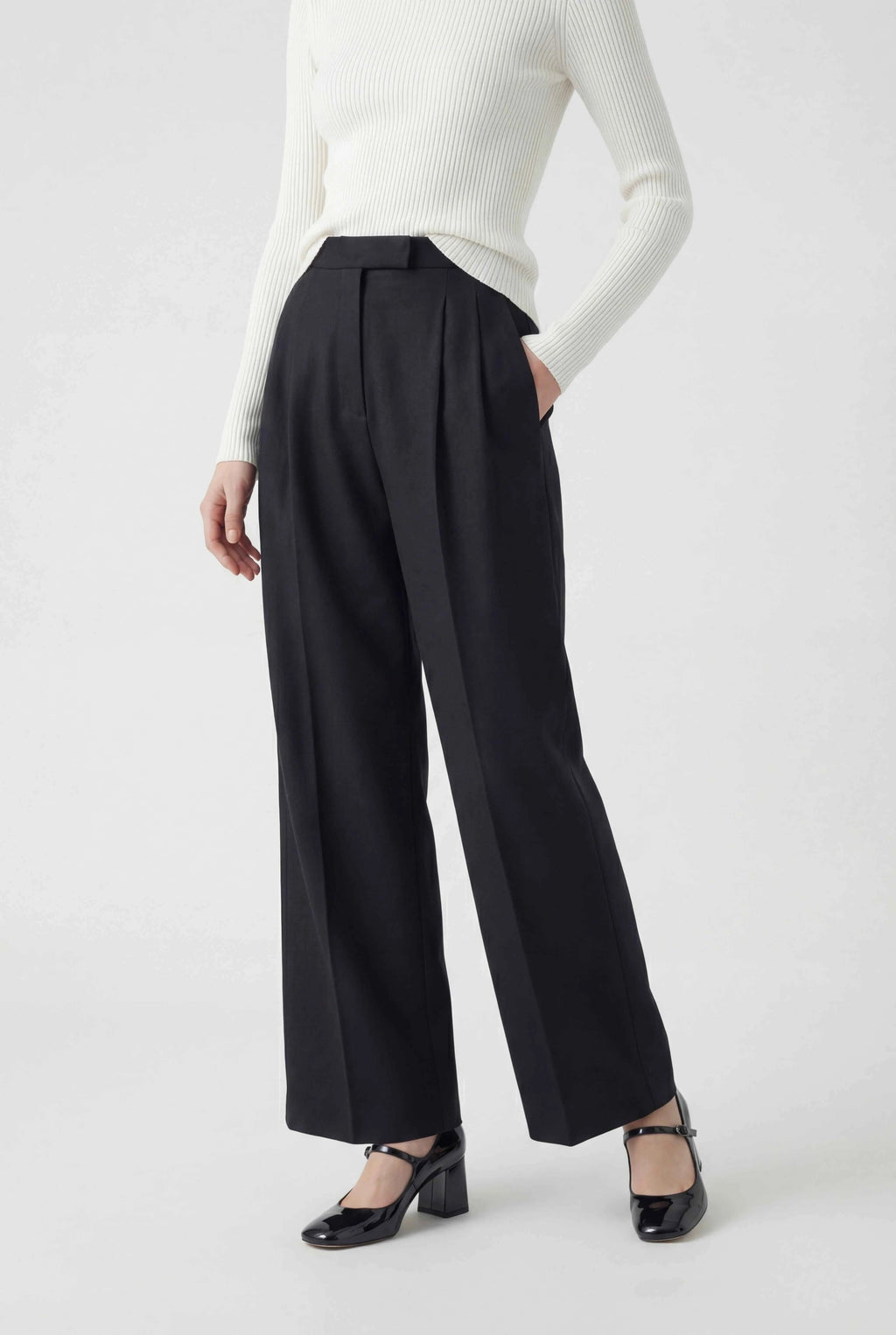 Victoria | Tailored High-Waisted Black Trousers with Comfort Fit - Lumina