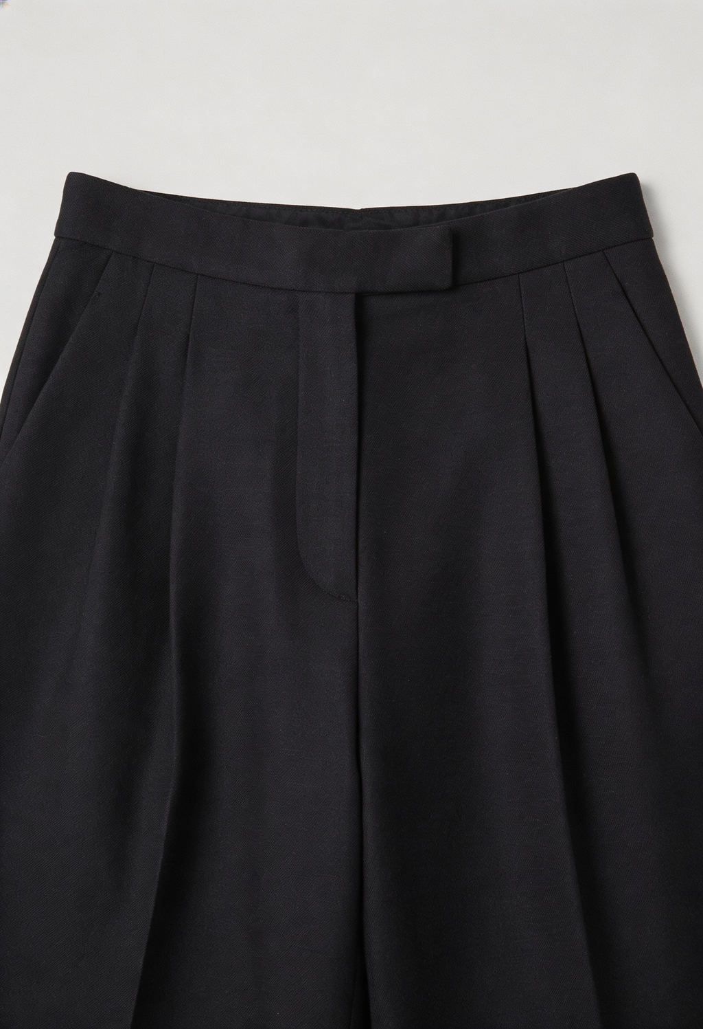 Victoria | Tailored High-Waisted Black Trousers with Comfort Fit - Lumina