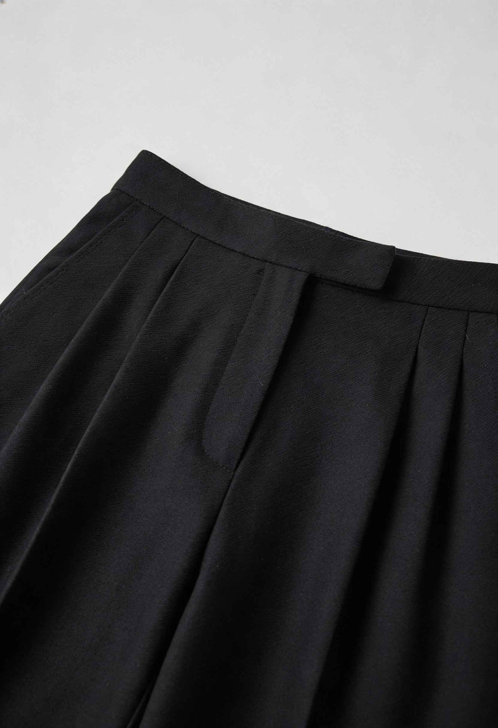 Victoria | Tailored High-Waisted Black Trousers with Comfort Fit - Lumina
