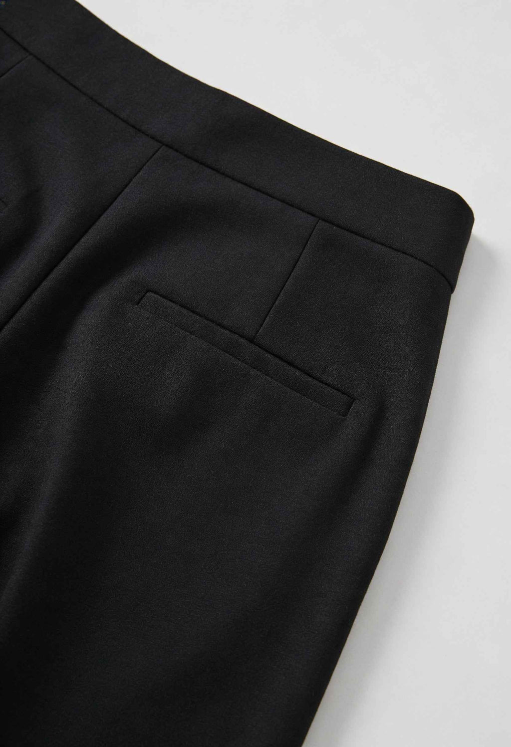 Victoria | Tailored High-Waisted Black Trousers with Comfort Fit - Lumina