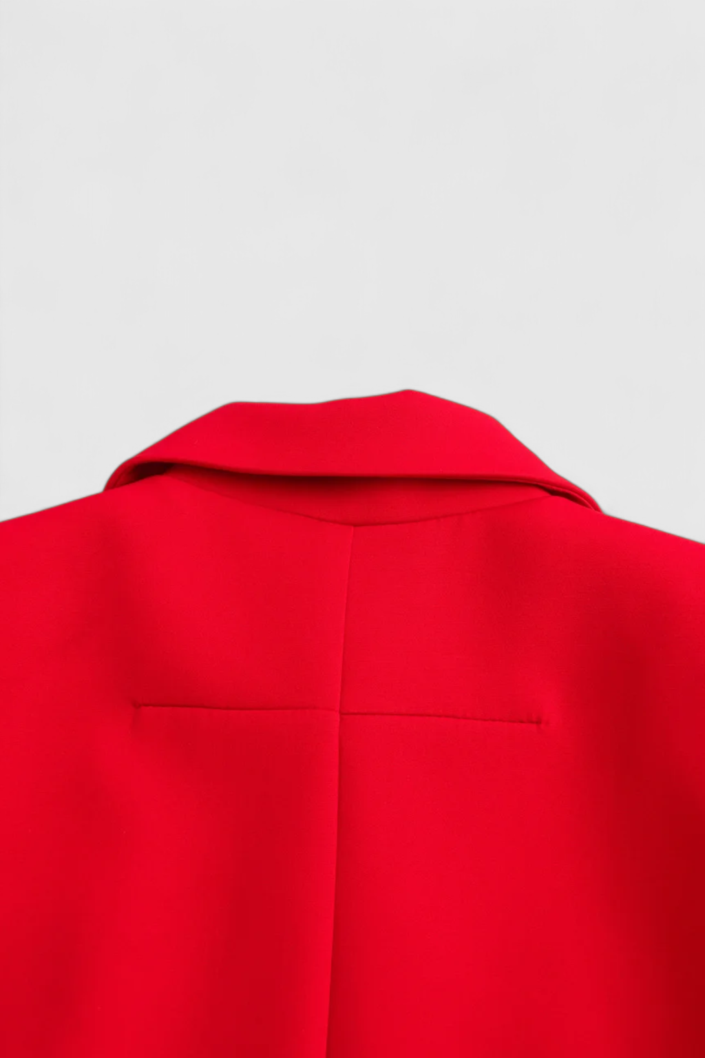 Victoria | Trendy Cropped Button Jacket with Flattering Fit - Lumina