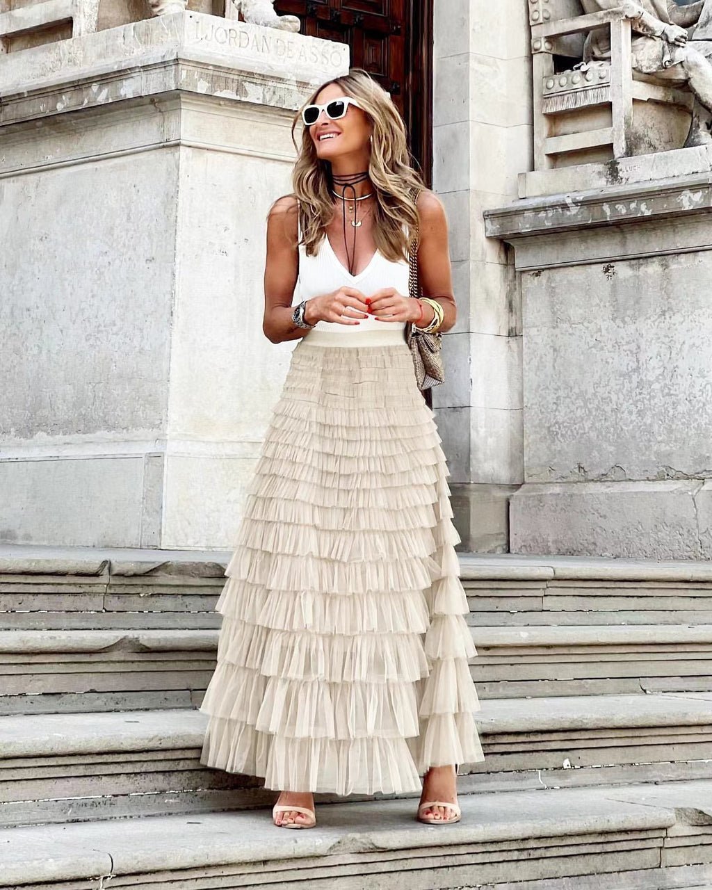 Victoria | Vintage-Inspired Black Tulle Midi Skirt - Lumina